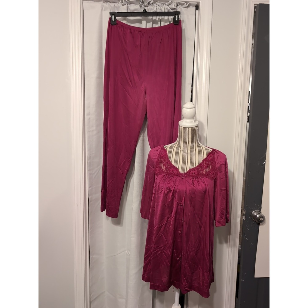 Vintage Lorraine Nylon 2-Piece Pajama Set Lace‎ Accent Large Magenta